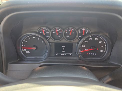 Used 2024 Chevrolet Silverado 2500 Custom w/ Custom Value Package image 28