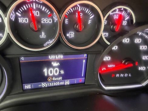 Used 2022 Chevrolet Silverado 2500 LTZ AWD/4WD image 14