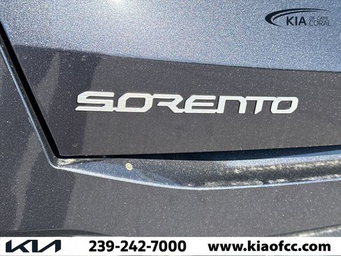 New 2026 Kia Sorento S image 10