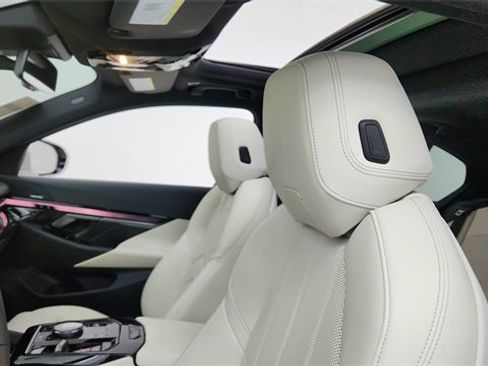 Used 2026 BMW 540i xDrive image 33