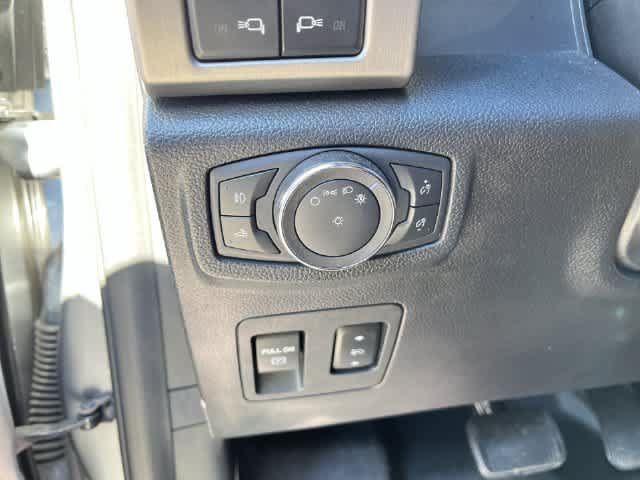 Used 2020 Ford F150 Platinum w/ Equipment Group 701A Luxury AWD/4WD image 34