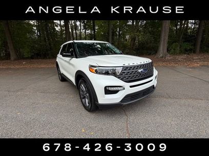 Certified 2023 Ford Explorer XLT w/ Equipment Group 202A