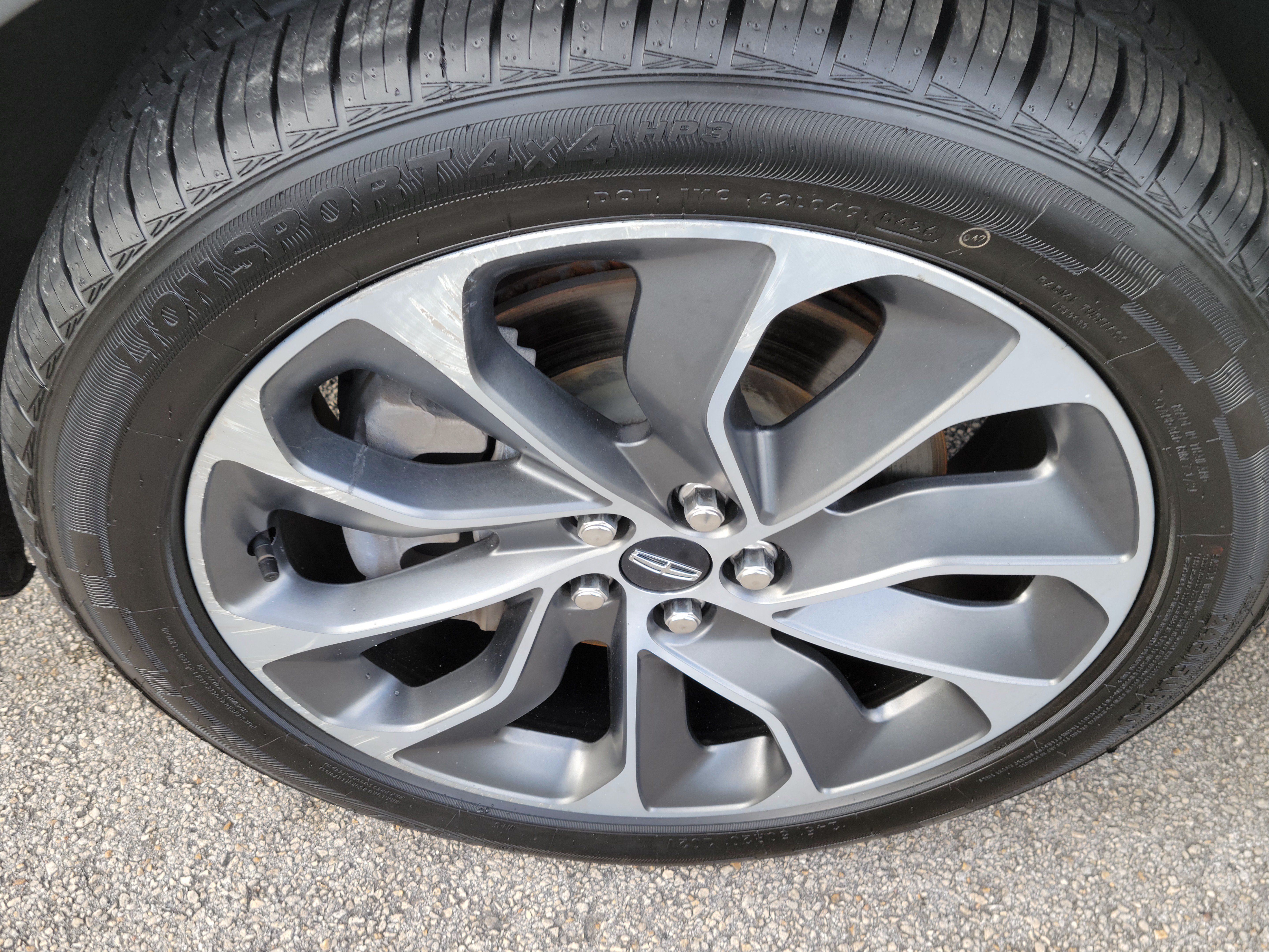 Used 2020 Lincoln Nautilus Reserve FWD image 7