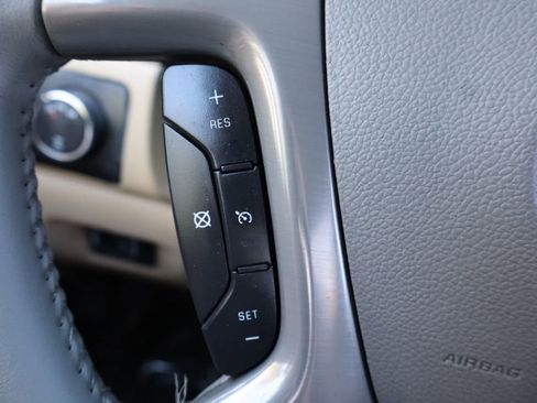 Used 2008 GMC Sierra 2500 SLT w/ Convenience Package image 29