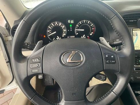 Used 2010 Lexus IS 350C image 25