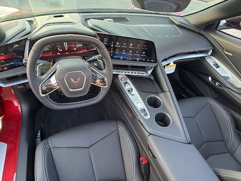 New 2027 Chevrolet Corvette Stingray Convertible w/ 1LT RWD image 3