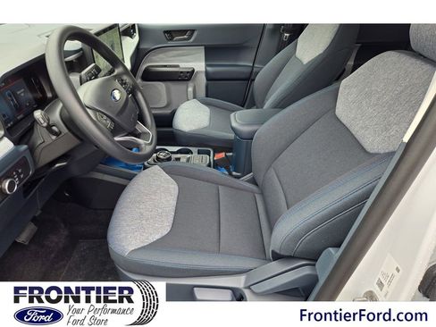 Used 2026 Ford Maverick XLT image 9