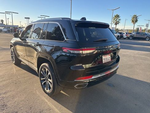 Used 2022 Jeep Grand Cherokee Overland image 5