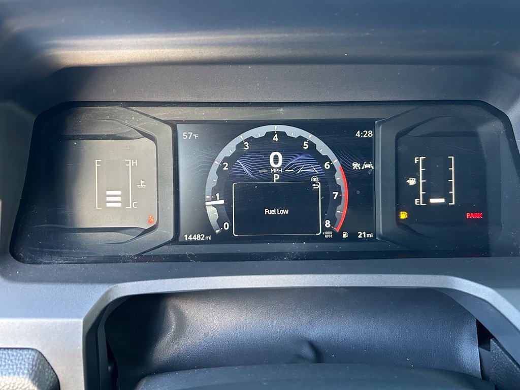 Used 2025 Toyota Tacoma SR5 AWD/4WD image 18