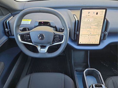 New 2026 Volvo EX30 Plus image 16
