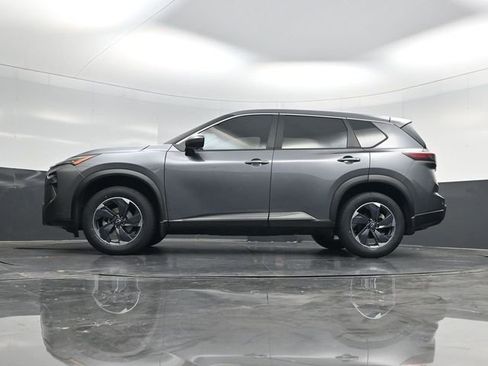 Used 2024 Nissan Rogue SV image 52