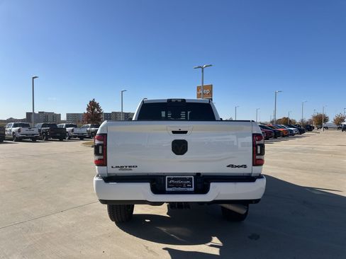 Used 2024 RAM 2500 Limited image 4