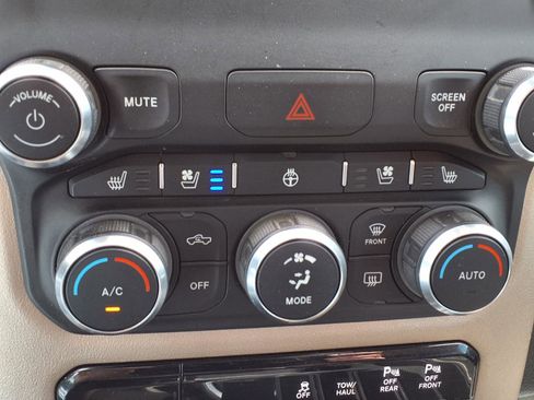 Used 2021 RAM 1500 Laramie image 14