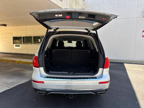 Used 2015 Mercedes-Benz GL 450 4MATIC w/ Appearance Package image 13