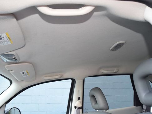 Used 2006 Chrysler PT Cruiser Touring FWD image 26