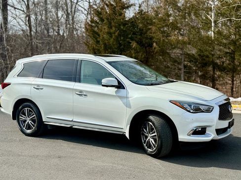 Used 2018 INFINITI QX60 AWD w/ Premium Plus Package image 4