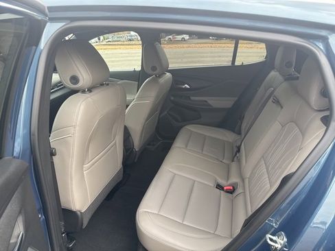 Used 2024 Buick Envista Avenir image 10