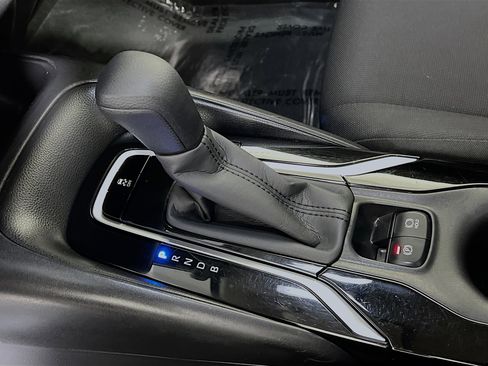 Used 2022 Toyota Corolla LE image 22