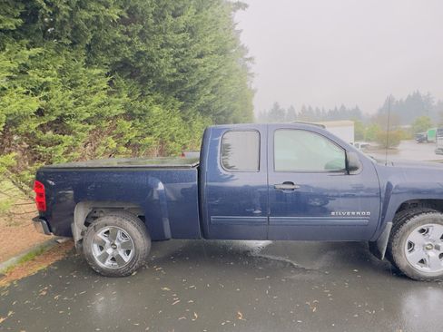 Used 2011 Chevrolet Silverado 1500 LT w/ All-Star Edition image 6