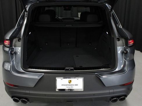 New 2026 Porsche Cayenne AWD/4WD image 17