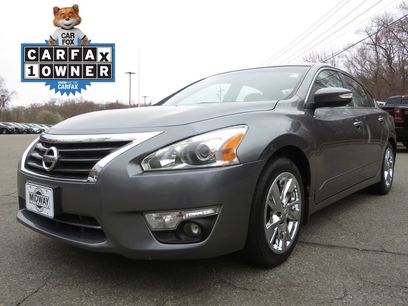 Used 2014 Nissan Altima 2.5 SL w/ Technology Package