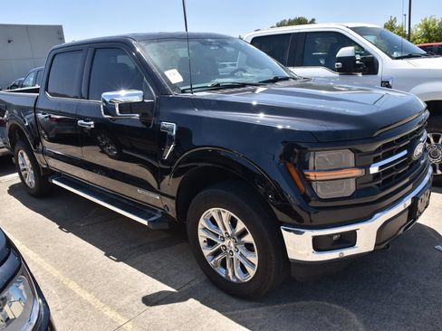 Used 2025 Ford F150 XLT w/ Equipment Group 302A MID AWD/4WD image 5