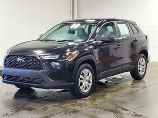 Used 2022 Toyota Corolla Cross L video 2