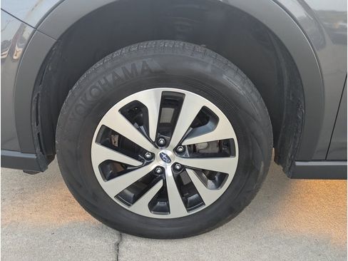 Used 2022 Subaru Outback Premium AWD/4WD image 8