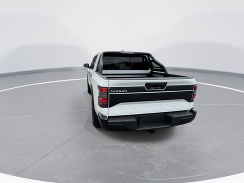 Certified 2024 Nissan Frontier SV w/ Hardbody Edition image 7