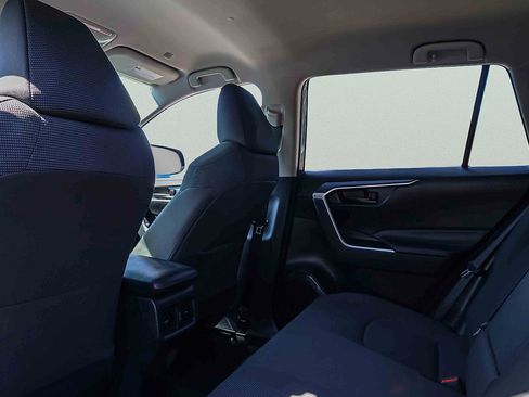 Used 2024 Toyota RAV4 LE image 23