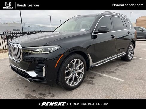 Used 2022 BMW X7 xDrive40i w/ Parking Assistance Package image 1