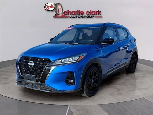 Used 2023 Nissan Kicks SR image 21