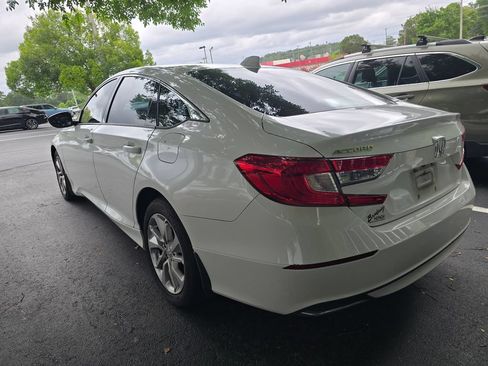 Used 2018 Honda Accord LX image 10