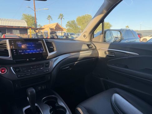 Used 2017 Honda Ridgeline RTL-T image 22