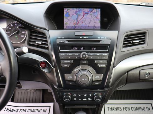 Used 2013 Acura ILX w/ Technology Package image 31