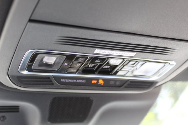 Used 2026 Lincoln Navigator Reserve AWD/4WD image 27