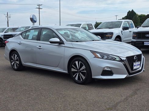 Used 2021 Nissan Altima 2.5 SV image 25