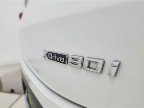 Used 2025 BMW X4 xDrive30i image 19