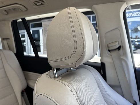 Used 2021 Mercedes-Benz GLS 580 GLS 580 image 21
