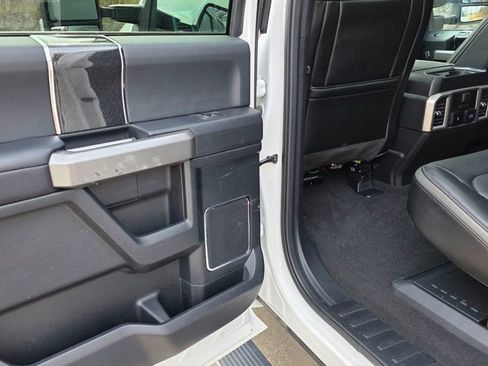 Used 2021 Ford F250 Platinum w/ FX4 Off-Road Package image 38