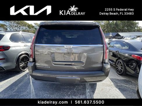 Used 2016 Cadillac Escalade ESV Platinum image 3
