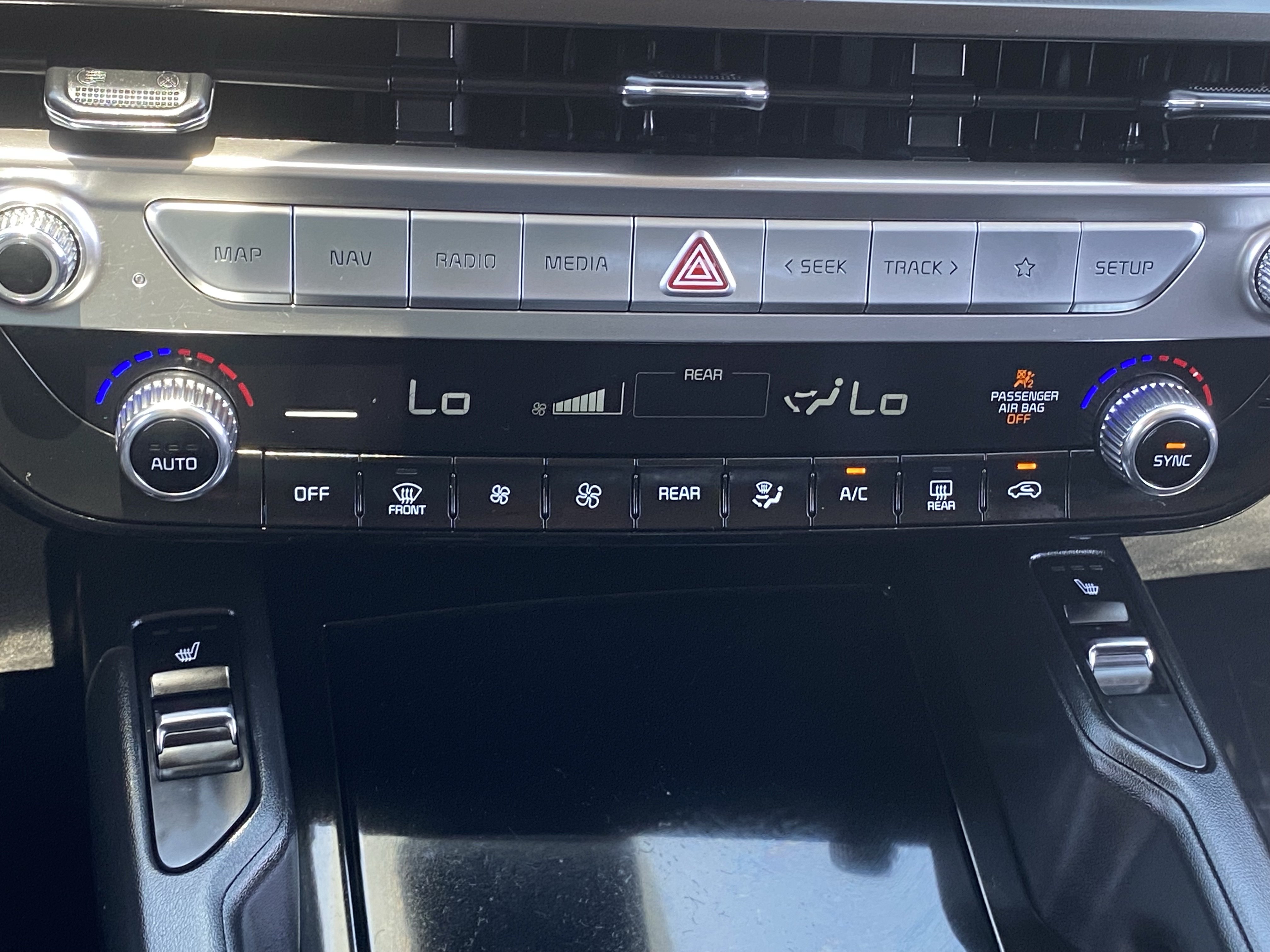 Used 2023 Kia Telluride S FWD image 28