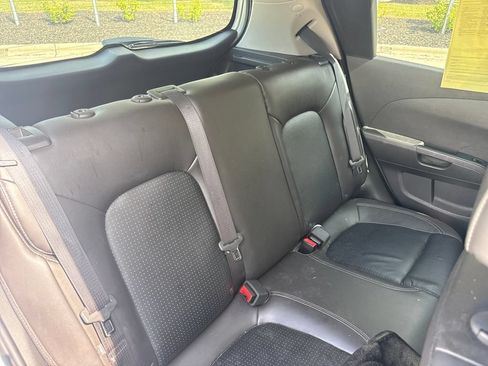 Used 2015 Chevrolet Sonic LTZ FWD image 33