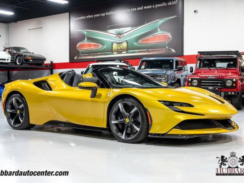 Used 2024 Ferrari SF90 Spider AWD/4WD image 1
