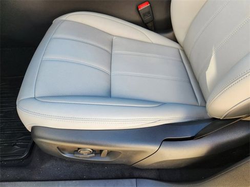 New 2026 Land Rover Range Rover Evoque S image 17