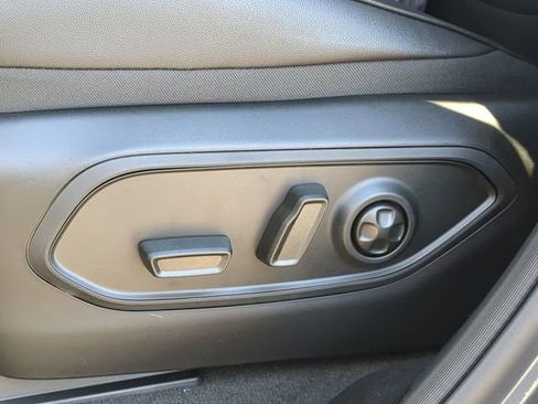 New 2025 Jeep Grand Cherokee Limited w/ Black Appearance Package image 23