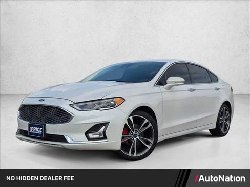 Used 2019 Ford Fusion Titanium FWD image 1