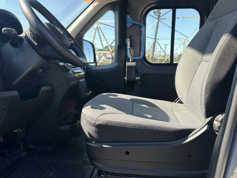 Used 2024 RAM ProMaster 3500 image 12