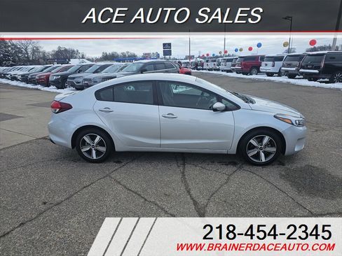 Used 2018 Kia Forte LX w/ LX Popular Package image 6