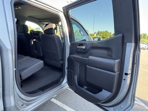 Used 2025 Chevrolet Silverado 1500 Custom AWD/4WD image 38